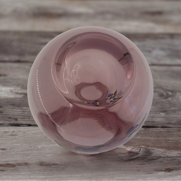 Fenton Purple Amethyst Handblown Glass Vase Ruffle Top Art Hand Painted Vase - Picture 3 of 7